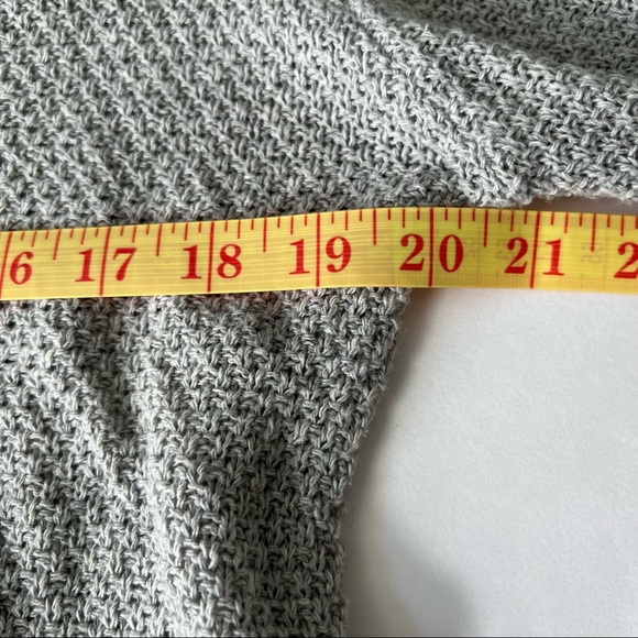Shein | Gray Semi-Crop Knitted Sweater - Picture 8 of 9